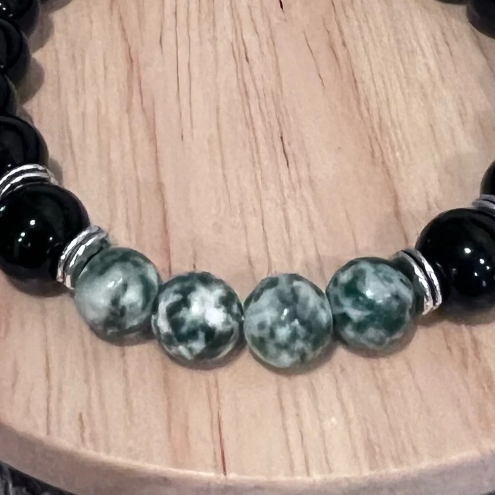 NWOT - Natural Black Onyx & Green Specked Jasper Men's Stretchy Bracelet